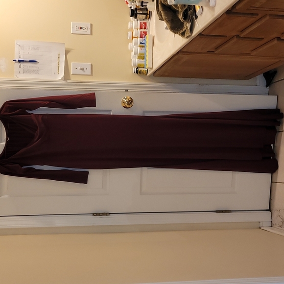Dresses & Skirts - FLOOR Length Dress